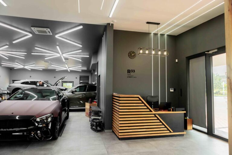 Comprehensive arrangement of the R33 detailing studio in Opole - Deerhorn furniture