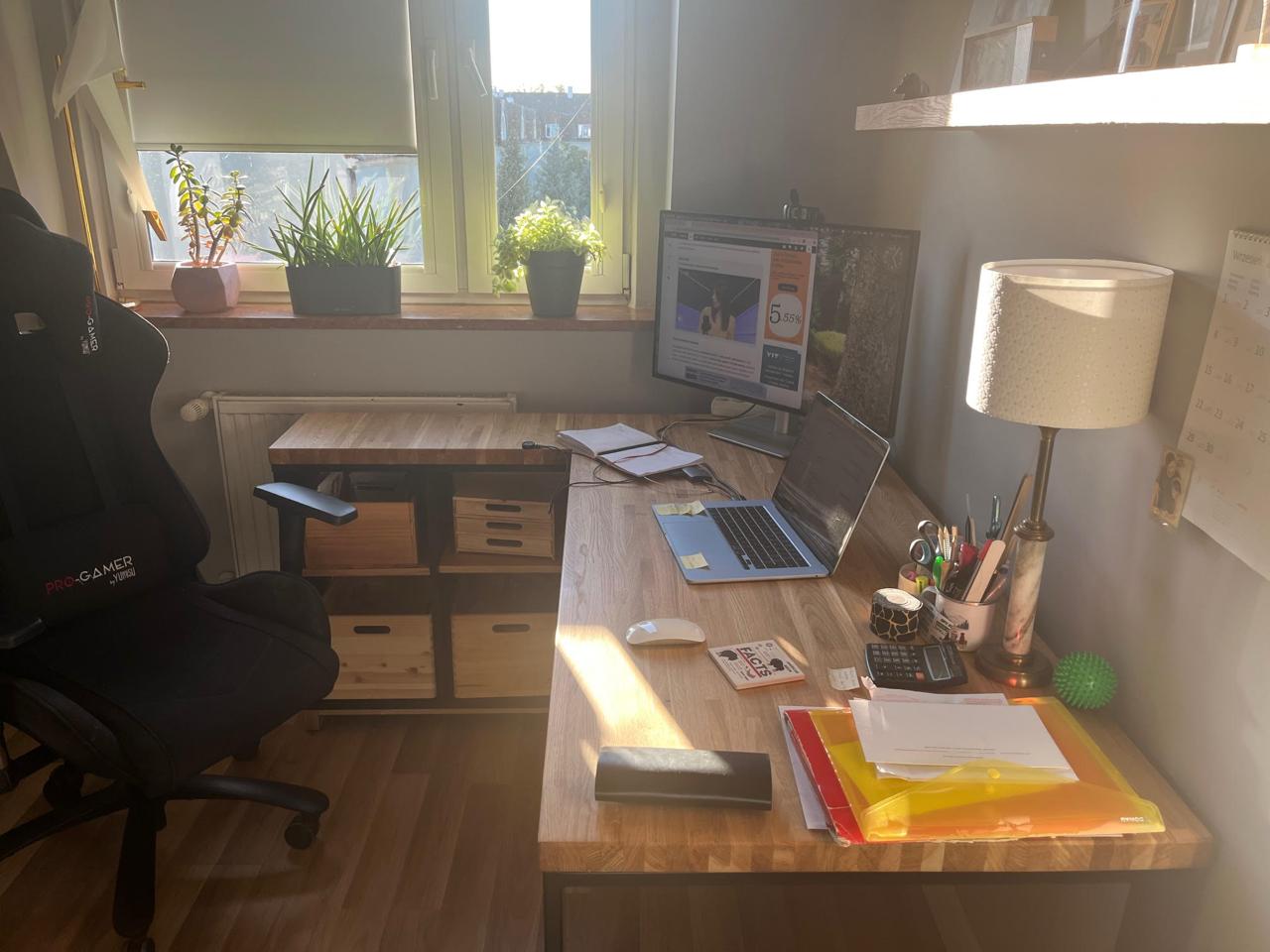 Corner desk for home office in Warsaw