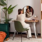 biurko toaletka do małego miekszania