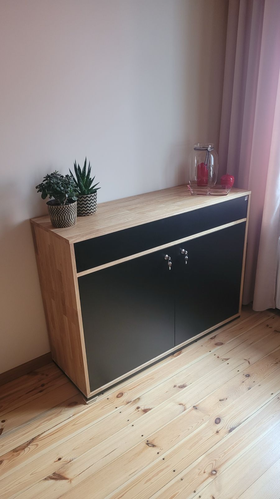 Modern wooden dresser with drawer