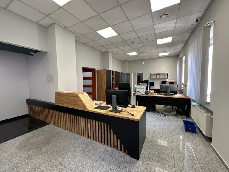 Custom office furniture for Smart Intech of Warsaw
