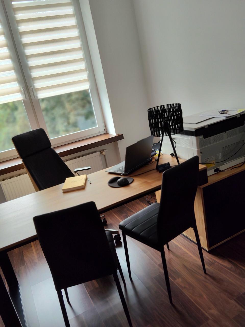 Meble do kancelarii radcy prawnego z Sandomierza