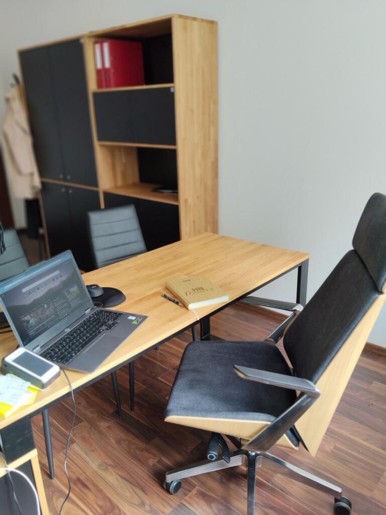Premium law office furniture from Sandomierz