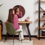 nowoczesna toaletka z lampką