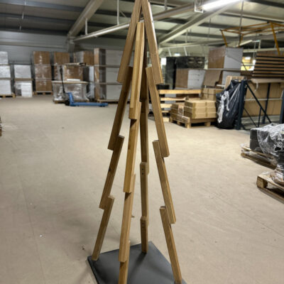 Wooden decorative geometric Christmas tree for company