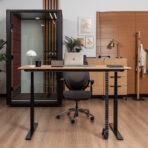 biurko poprawiająca ergonomię pracy