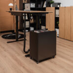 Quiet electric desk with quick raise