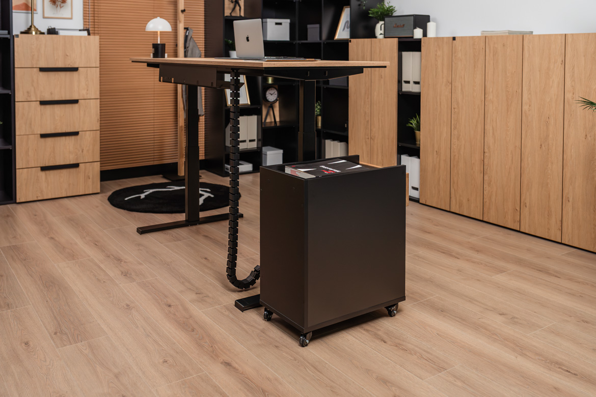 quiet-electric-desk-with-fast-lifting Quiet electric desk with quick raise