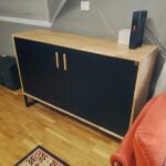 Komoda dwudrzwiowa z drewnem dla Pani Anity z Krakowa