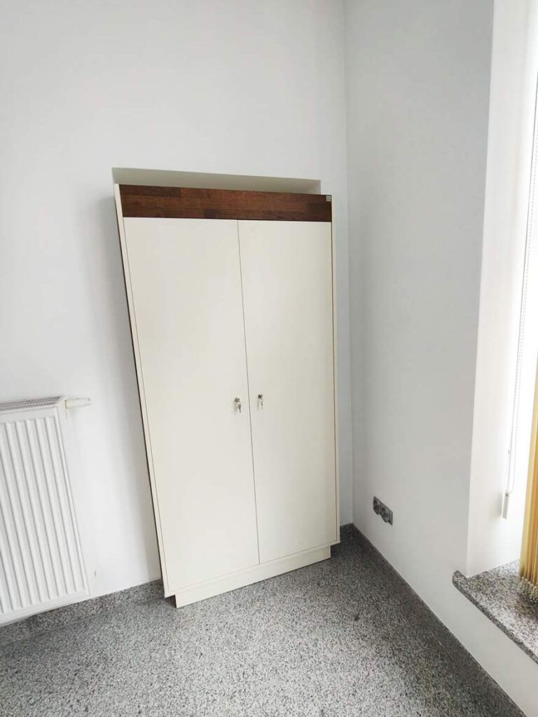 Szafa z ciemnym drewnem cuban cigaro dla Pana Arkadiusza z woj. opolskiego