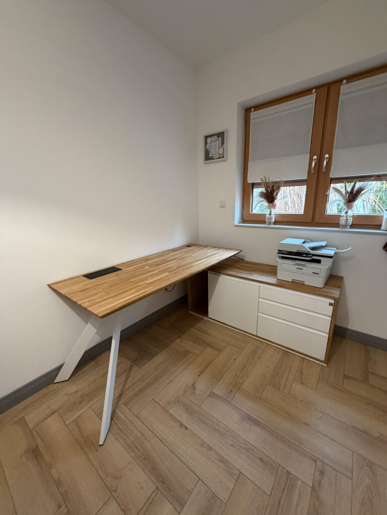 Corner desk for Mr. Przemysław from Osielsk near Bydgoszcz
