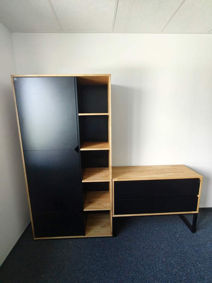 Small office set for a company in the medical industry in Krakow