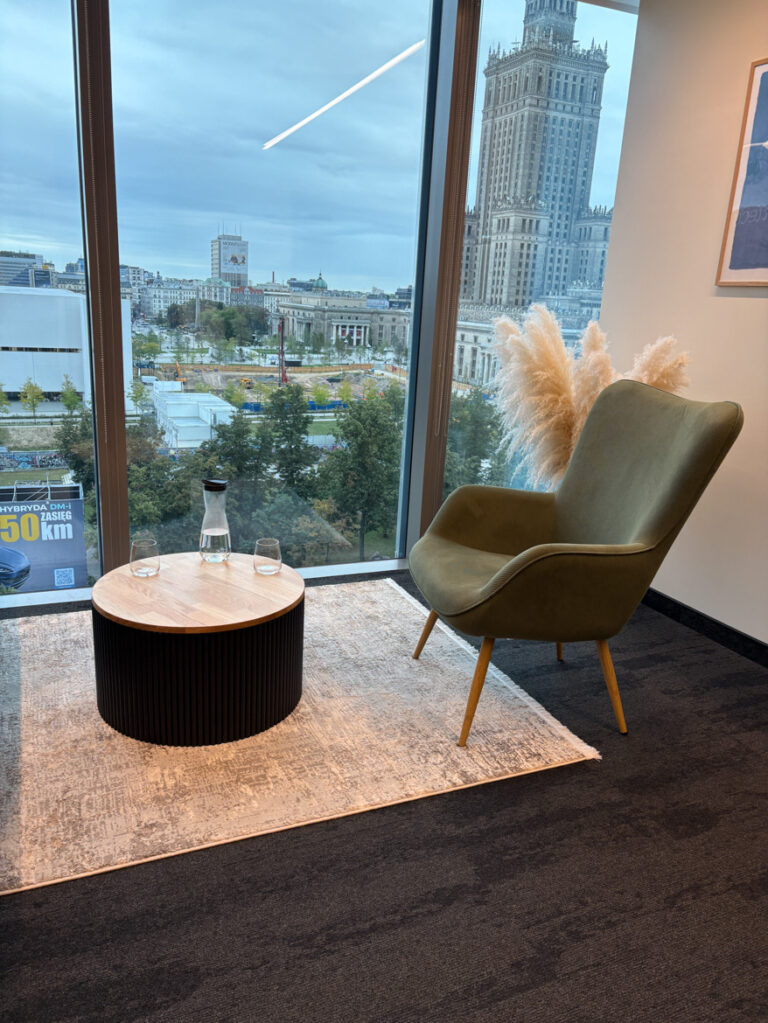 Fluted coffee table for a law firm in Warsaw
