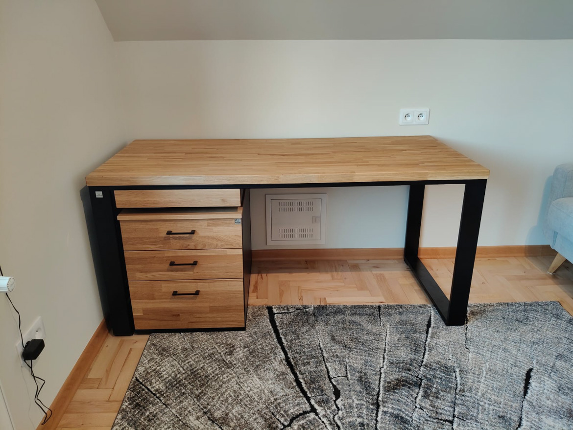 Desk with pedestal and drawer for Mr. Dariusz from Gdańsk