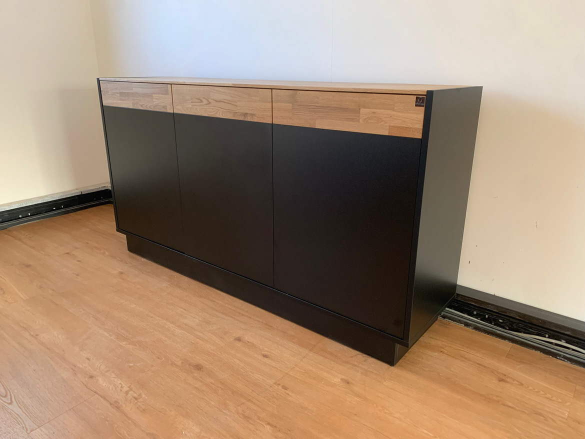 Komoda do biura niemieckiej firmy z branży systemów kawowych w Essen