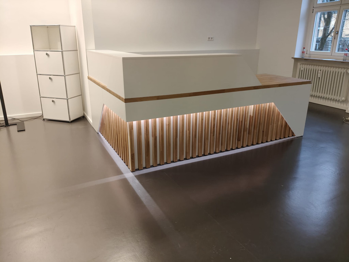 Reception counter for Psychiatrische Gutachtenpraxis Stuttgart (Germany)