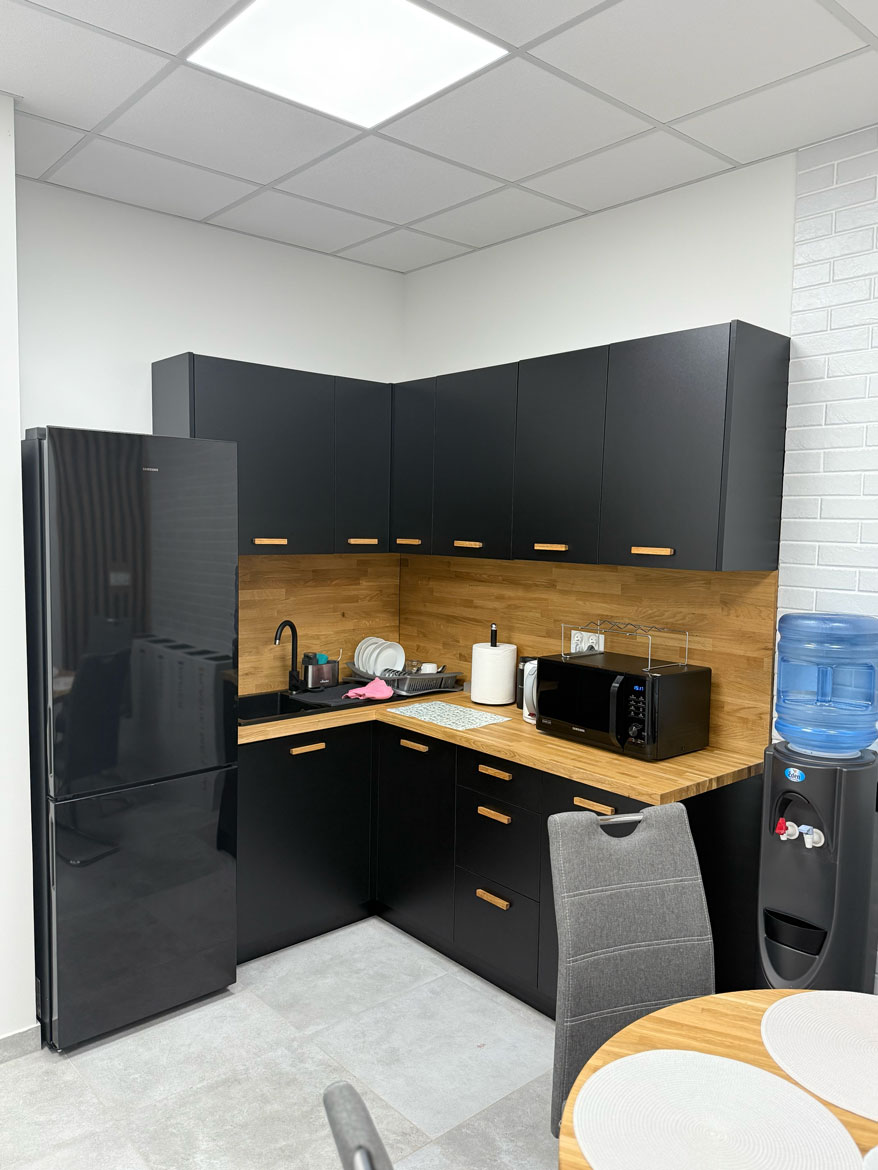 office kitchen furniture