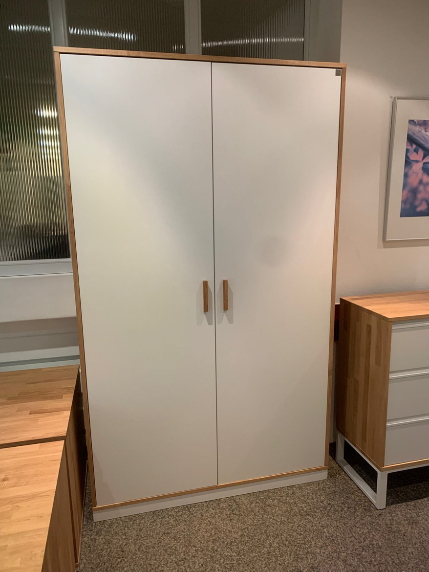 Office cabinet for German medical office in Kaltenkirchen