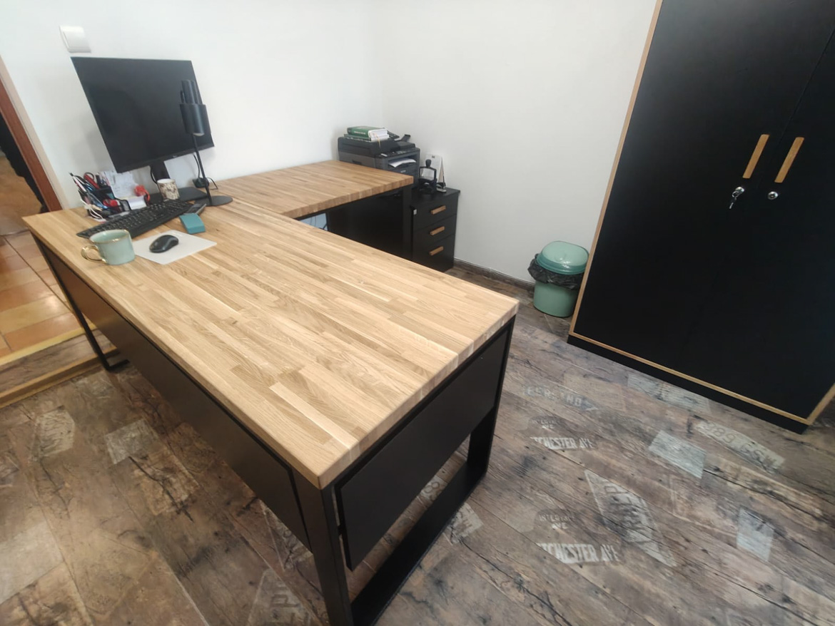Corner desk with pedestal and office cabinets for the Social Welfare Center in Górzyca