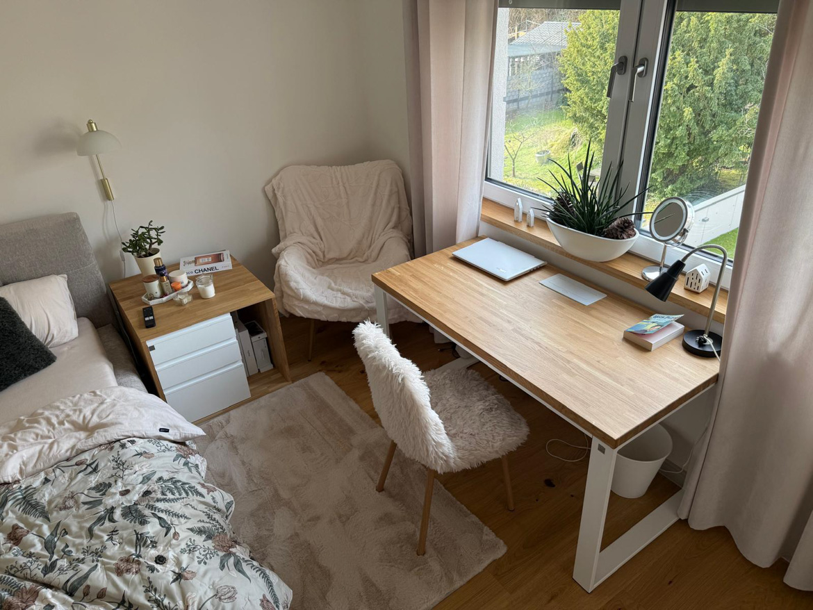 Bedroom arrangement with Deerhorn furniture for Mrs. Alexandra in Torun, Poland