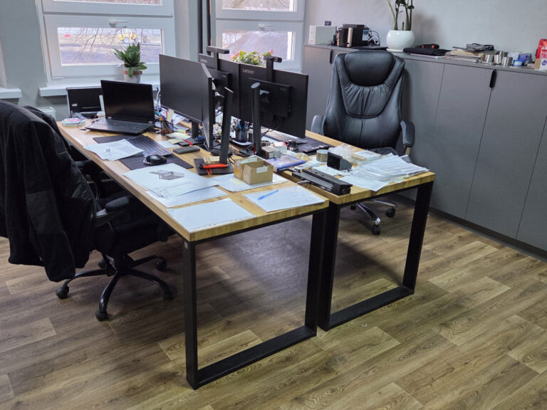 desks-to-offices-for-companies-from-technical-branches-sub-wroclaw