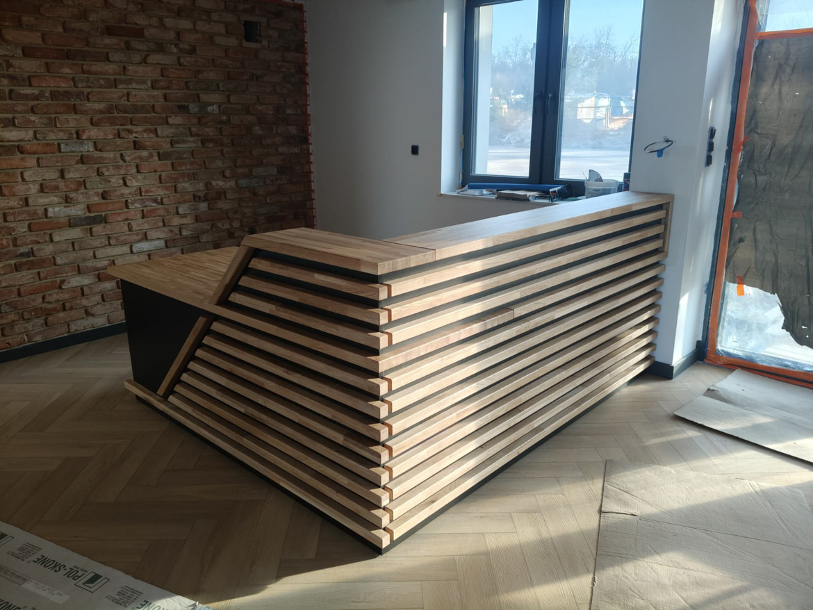 Reception counter with fins for Green Petrol Ltd. in Wierzbica