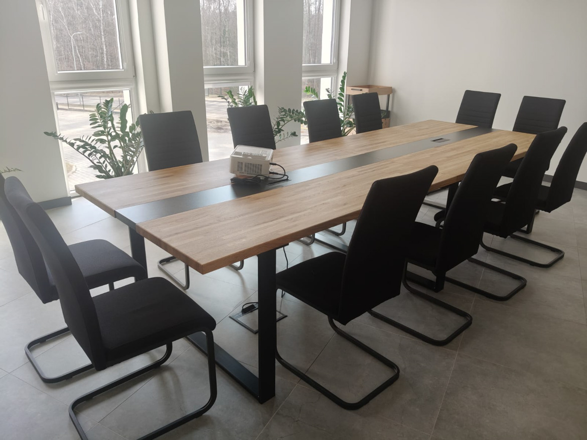 Conference table for 12 people for HENZYM company in Gdynia