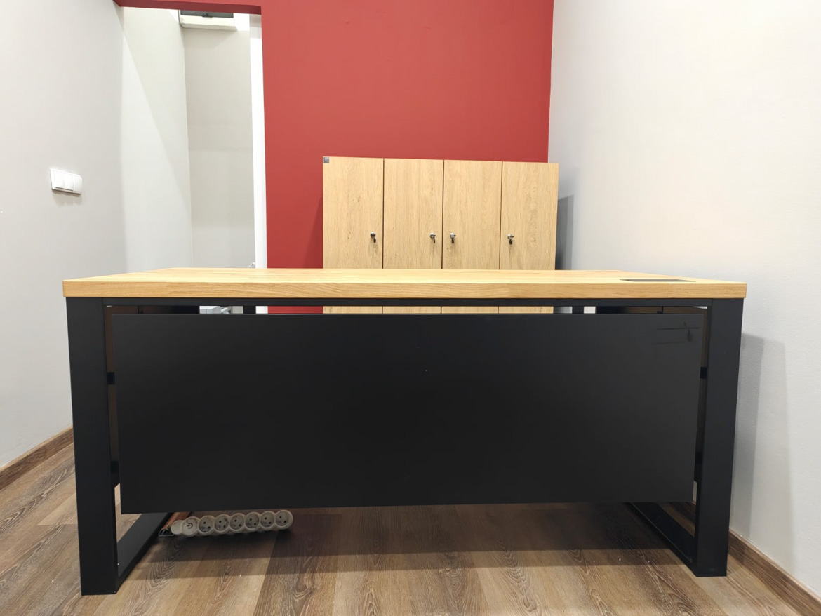 wyposazenie stanowiska pracy dla firmy prestige ubezpieczenia w chorzowie okolice katowic