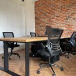 Workstations for accountants with wooden countertops