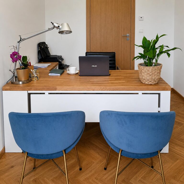 Corner desk with a panel and an extension unit with shelves for an office