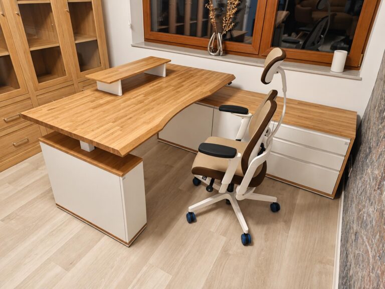 Height-adjustable corner desk for an office